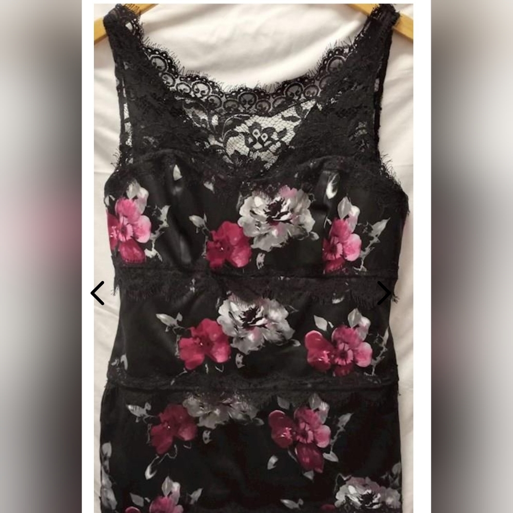 White House Black Market Blouse